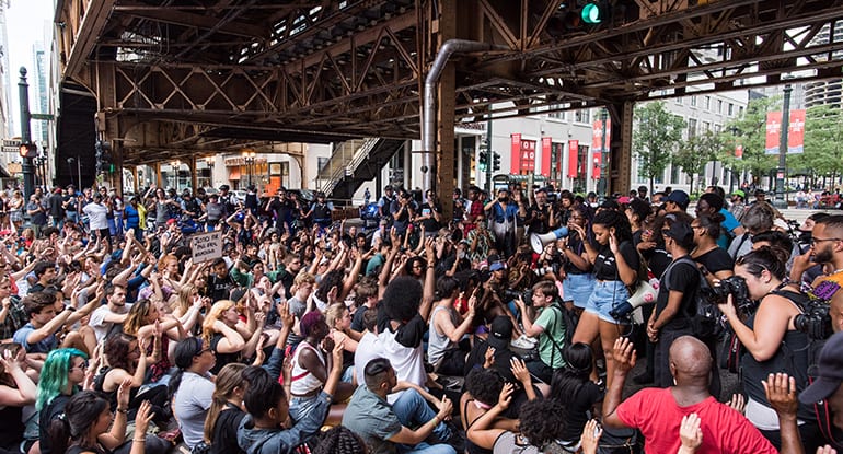 blm_protest_chicago_banner_8-7-16-1